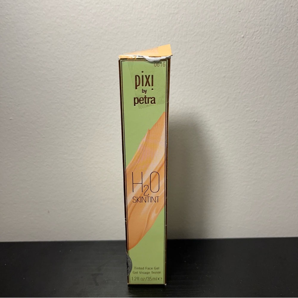 NIB Pixi By Petra H20 Skintint Foundation Tinted face gel 1.2fl.OZ - Nude